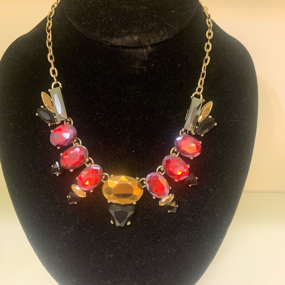 NWT Chico’s Gemstone  Necklace